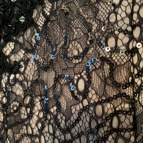 MORI LEE FORMAL GOWN - Picture 4 of 16